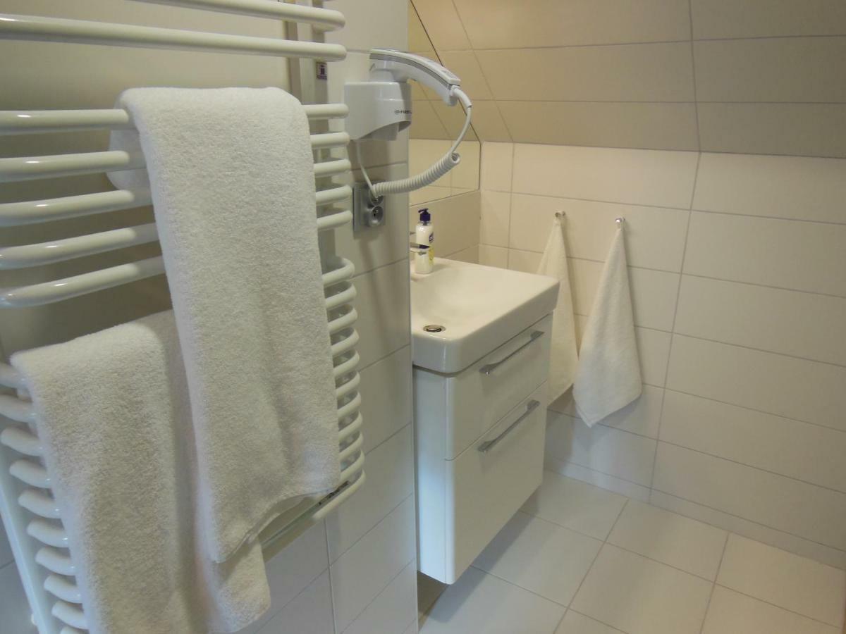 Apartamenty Jester Wrocław Extérieur photo