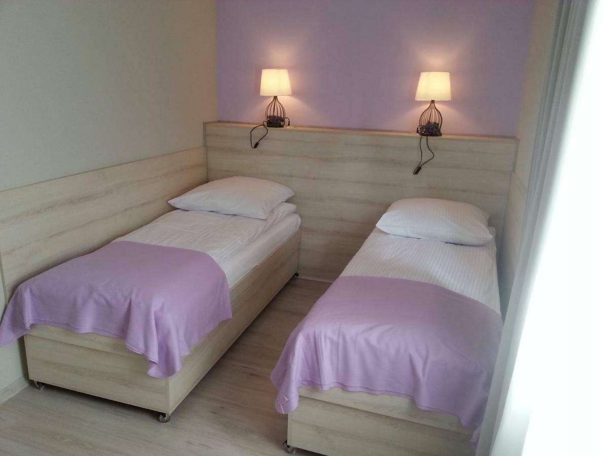 Apartamenty Jester Wrocław Extérieur photo